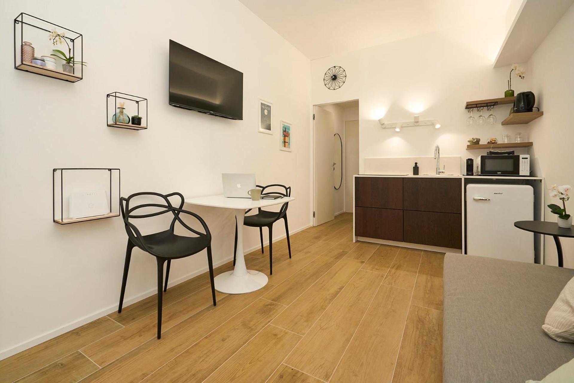 Duomo 10 Min - Cozy With Netflix & Wifi Apartman Milánó Kültér fotó